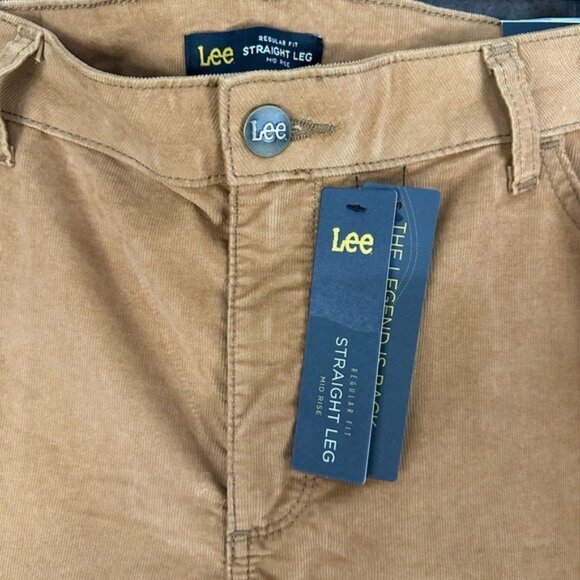 Lee Womens Straight Leg Corduroy Pants Size 18 Medium Hazelnut Color Regular Fit - Picture 2 of 6